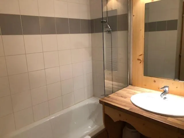 Apartment Les 3 Vallees - Piscine/Spa/Hammam - 4P Orelle France